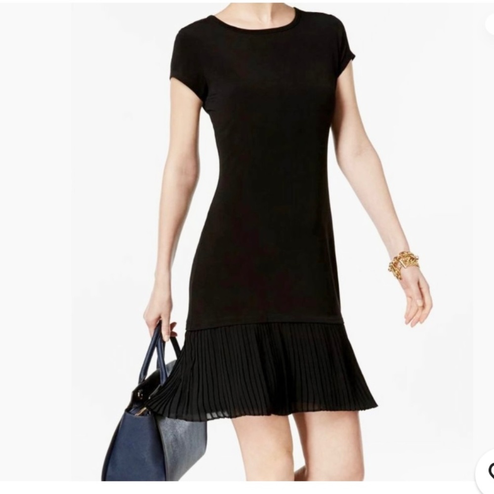 Micheal Kors‎ Black Pleated Hem Shift Dress Size L Cap-Sleeves